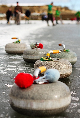 curling