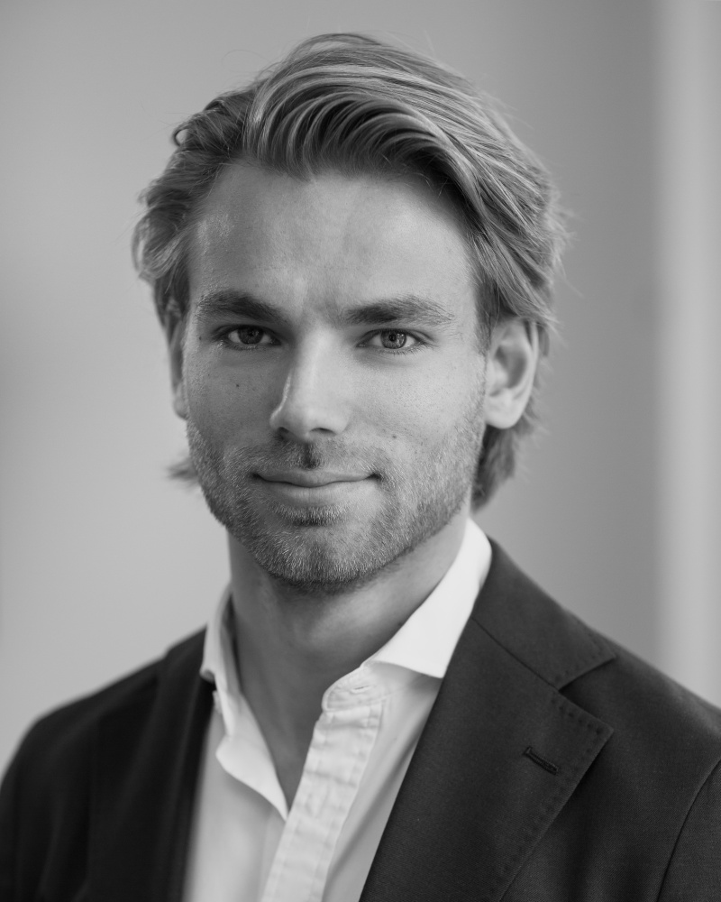 johan_ahlberg_1161_32_blk_wht_cropped 1